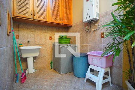 Casa à venda com 220m², 4 quartos e 4 vagasÁrea comum