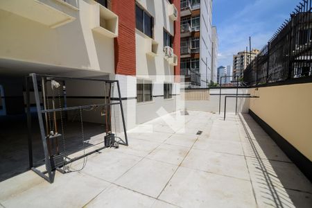 Apartamento à venda com 99m², 3 quartos e 2 vagas Apartamento à venda com 99m², 3 quartos e 2 vagasÁrea Comum - Playground