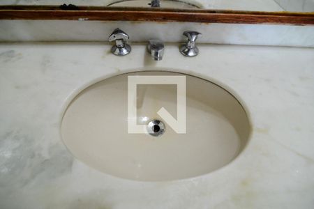 Apartamento à venda com 99m², 3 quartos e 2 vagas Apartamento à venda com 99m², 3 quartos e 2 vagasBanheiro Social