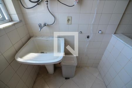 Apartamento à venda com 99m², 3 quartos e 2 vagas Apartamento à venda com 99m², 3 quartos e 2 vagasÁrea de Serviço