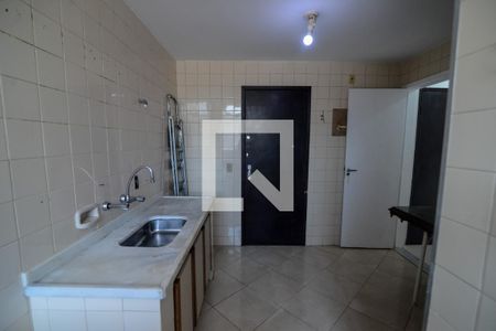 Apartamento à venda com 99m², 3 quartos e 2 vagas Apartamento à venda com 99m², 3 quartos e 2 vagasCozinha