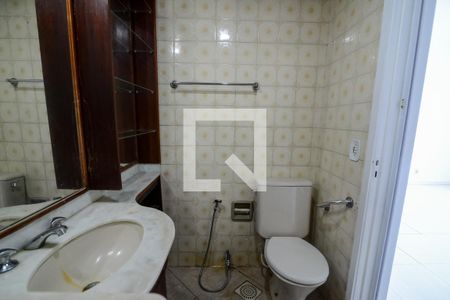 Apartamento à venda com 99m², 3 quartos e 2 vagas Apartamento à venda com 99m², 3 quartos e 2 vagasBanheiro da Suíte