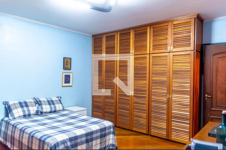 Casa à venda com 255m², 3 quartos e 5 vagas Casa à venda com 255m², 3 quartos e 5 vagasQuarto Suíte