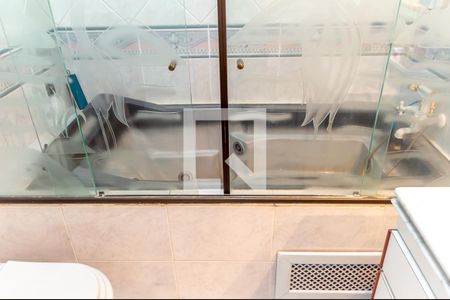 Casa à venda com 255m², 3 quartos e 5 vagas Casa à venda com 255m², 3 quartos e 5 vagasBanheiro da Suíte 3