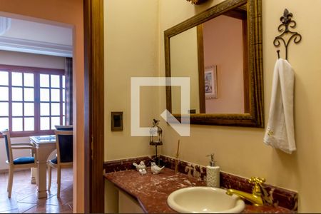 Casa à venda com 255m², 3 quartos e 5 vagas Casa à venda com 255m², 3 quartos e 5 vagasLavabo