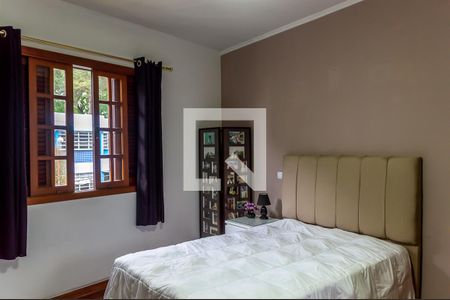 Casa à venda com 255m², 3 quartos e 5 vagas Casa à venda com 255m², 3 quartos e 5 vagasQuarto 2 - Suíte