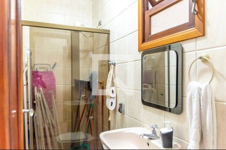 Casa à venda com 255m², 3 quartos e 5 vagas Casa à venda com 255m², 3 quartos e 5 vagasBanheiro de Serviço