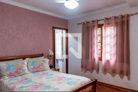 Casa à venda com 255m², 3 quartos e 5 vagas Casa à venda com 255m², 3 quartos e 5 vagasQuarto 3 - Suíte