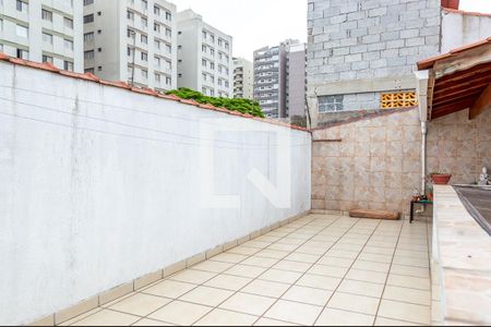 Casa à venda com 255m², 3 quartos e 5 vagas Casa à venda com 255m², 3 quartos e 5 vagasSacada do Quarto suíte