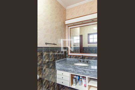 Casa à venda com 255m², 3 quartos e 5 vagas Casa à venda com 255m², 3 quartos e 5 vagasBanheiro da Suíte