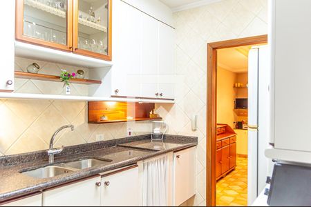 Casa à venda com 255m², 3 quartos e 5 vagas Casa à venda com 255m², 3 quartos e 5 vagasCozinha