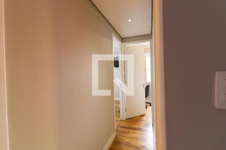 Apartamento à venda com 70m², 3 quartos e 1 vaga Apartamento à venda com 70m², 3 quartos e 1 vagaCorredor - Dormitórios