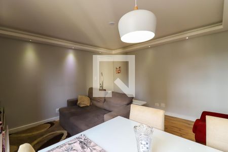 Apartamento à venda com 70m², 3 quartos e 1 vaga Apartamento à venda com 70m², 3 quartos e 1 vagaSala