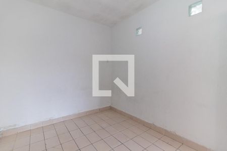 Quarto de casa para alugar com 1 quarto, 60m² em Vila Taquari, São Paulo