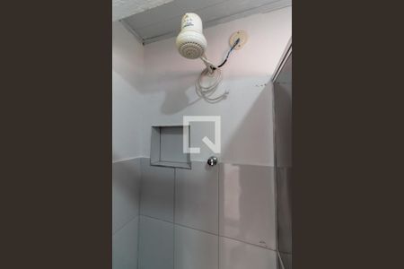 Banheiro de casa para alugar com 1 quarto, 60m² em Vila Taquari, São Paulo