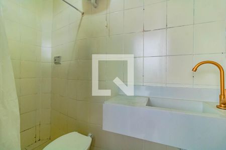 Casa à venda com 240m², 3 quartos e 2 vagas Casa à venda com 240m², 3 quartos e 2 vagasBanheiro de Serviço