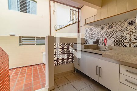 Casa à venda com 240m², 3 quartos e 2 vagas Casa à venda com 240m², 3 quartos e 2 vagasÁrea de Serviço