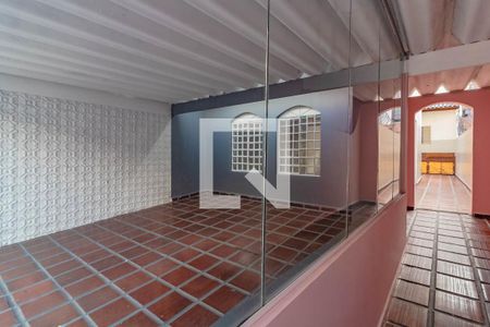 Casa à venda com 240m², 3 quartos e 2 vagas Casa à venda com 240m², 3 quartos e 2 vagasGaragem