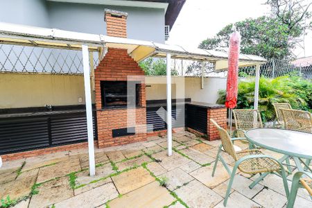 Casa à venda com 400m², 4 quartos e 4 vagas Casa à venda com 400m², 4 quartos e 4 vagasChurrasqueira