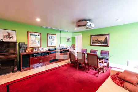 Casa à venda com 400m², 4 quartos e 4 vagas Casa à venda com 400m², 4 quartos e 4 vagasSalão de Festa