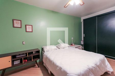 Casa à venda com 400m², 4 quartos e 4 vagas Casa à venda com 400m², 4 quartos e 4 vagasSuíte 2