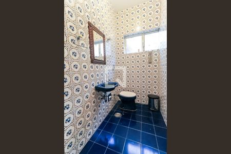 Casa à venda com 400m², 4 quartos e 4 vagas Casa à venda com 400m², 4 quartos e 4 vagasLavabo