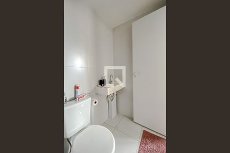 Apartamento para alugar com 39m², 2 quartos e sem vaga Apartamento para alugar com 39m², 2 quartos e sem vagaBanheiro