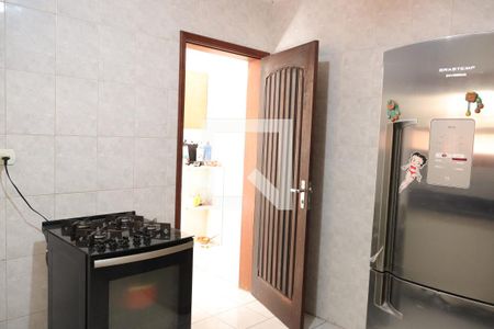 Casa à venda com 167m², 3 quartos e 3 vagascozinha