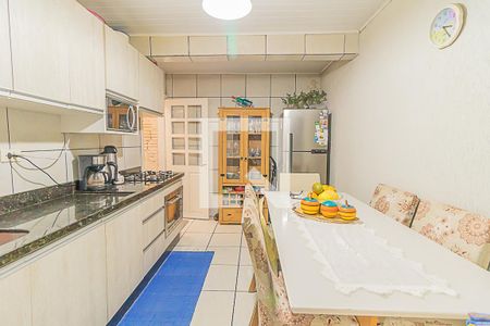Casa à venda com 130m², 2 quartos e 2 vagasCozinha