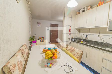 Casa à venda com 130m², 2 quartos e 2 vagasCozinha