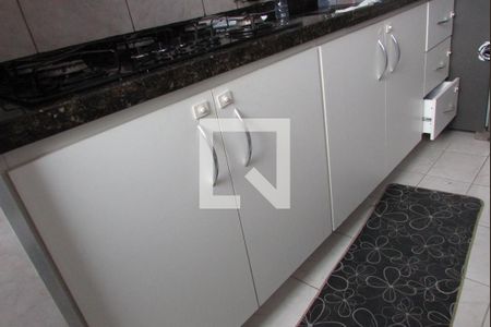 Apartamento para alugar com 45m², 2 quartos e 1 vagaCozinha - Armários