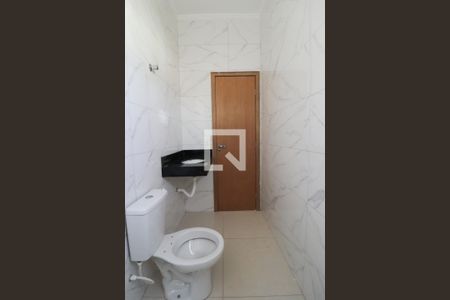 Apartamento para alugar com 70m², 2 quartos e 1 vaga Apartamento para alugar com 70m², 2 quartos e 1 vagaBanheiro