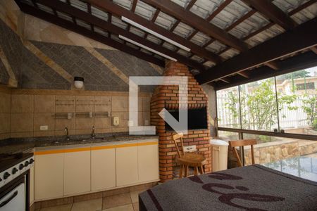 Apartamento à venda com 156m², 3 quartos e 3 vagasÁrea comum - Churrasqueira