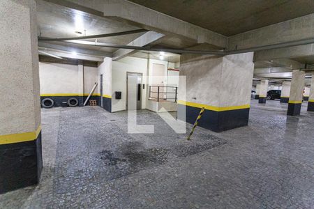 Apartamento à venda com 145m², 4 quartos e 2 vagas Apartamento à venda com 145m², 4 quartos e 2 vagasGaragem