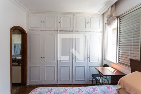 Apartamento à venda com 145m², 4 quartos e 2 vagas Apartamento à venda com 145m², 4 quartos e 2 vagasArmário da Suíte