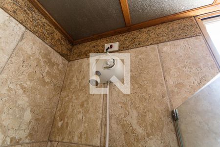 Apartamento à venda com 145m², 4 quartos e 2 vagas Apartamento à venda com 145m², 4 quartos e 2 vagasChuveiro do Banheiro da Suíte