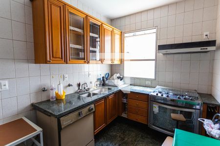 Apartamento à venda com 145m², 4 quartos e 2 vagas Apartamento à venda com 145m², 4 quartos e 2 vagasCozinha