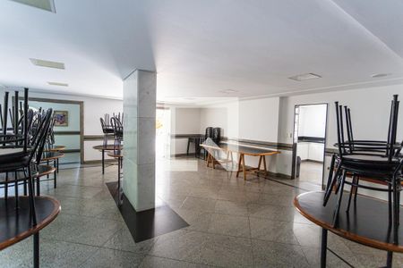 Apartamento à venda com 145m², 4 quartos e 2 vagas Apartamento à venda com 145m², 4 quartos e 2 vagasSalão de Festas