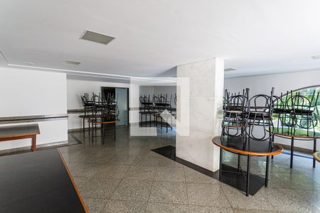 Apartamento à venda com 145m², 4 quartos e 2 vagas Apartamento à venda com 145m², 4 quartos e 2 vagasSalão de Festas