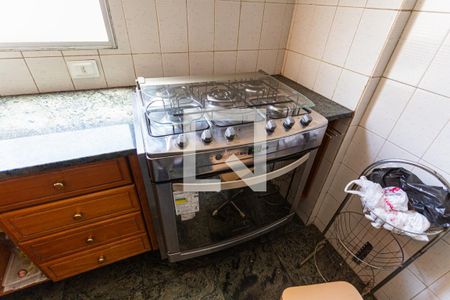 Apartamento à venda com 145m², 4 quartos e 2 vagas Apartamento à venda com 145m², 4 quartos e 2 vagasFogão