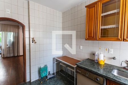 Apartamento à venda com 145m², 4 quartos e 2 vagas Apartamento à venda com 145m², 4 quartos e 2 vagasCozinha