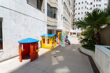 Apartamento à venda com 145m², 4 quartos e 2 vagas Apartamento à venda com 145m², 4 quartos e 2 vagasPlayground