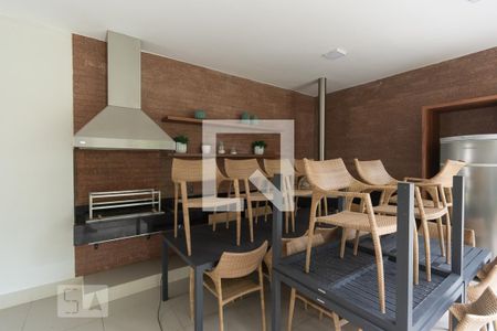 Apartamento à venda com 83m², 2 quartos e 2 vagas Apartamento à venda com 83m², 2 quartos e 2 vagasChurrasqueira