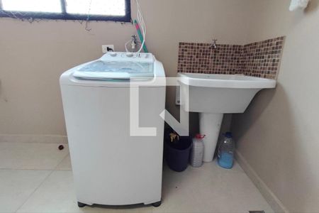 Apartamento à venda com 256m², 4 quartos e 3 vagasLavanderia