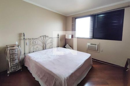 Apartamento à venda com 256m², 4 quartos e 3 vagasQuarto suíte 2