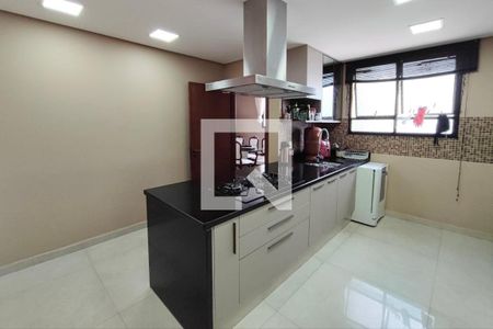 Apartamento à venda com 256m², 4 quartos e 3 vagasCozinha