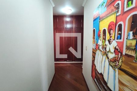 Apartamento à venda com 256m², 4 quartos e 3 vagasCorredor