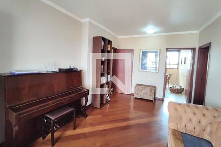 Apartamento à venda com 256m², 4 quartos e 3 vagasSala 