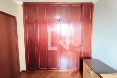 Apartamento à venda com 256m², 4 quartos e 3 vagasEscritório