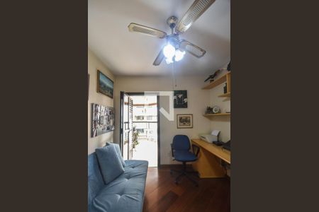 Apartamento à venda com 152m², 4 quartos e 3 vagasQuarto 04